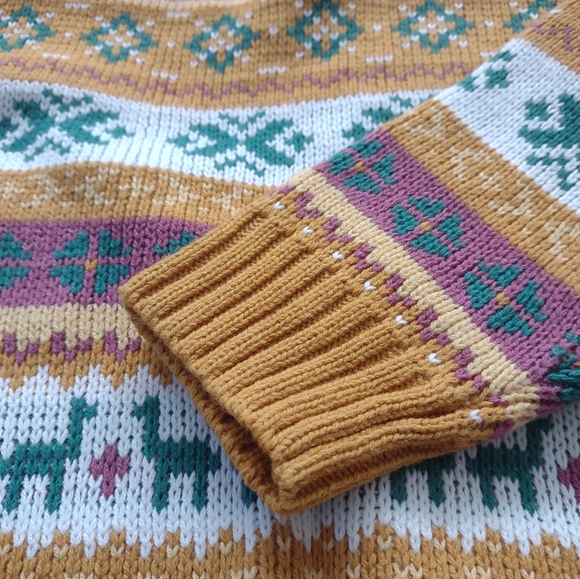 F21 Isle Sweater - Picture 5 of 6